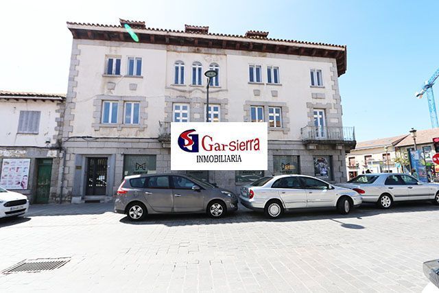 Vista exterior de Pis en venda en Guadarrama amb Calefacció