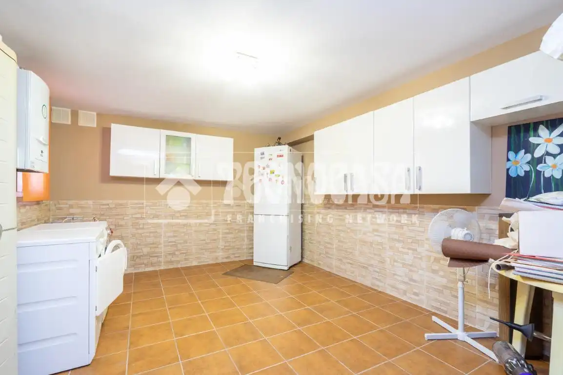 Küche von Wohnung zum Verkauf in Colmenar Viejo mit Klimaanlage, Heizung und Balkon