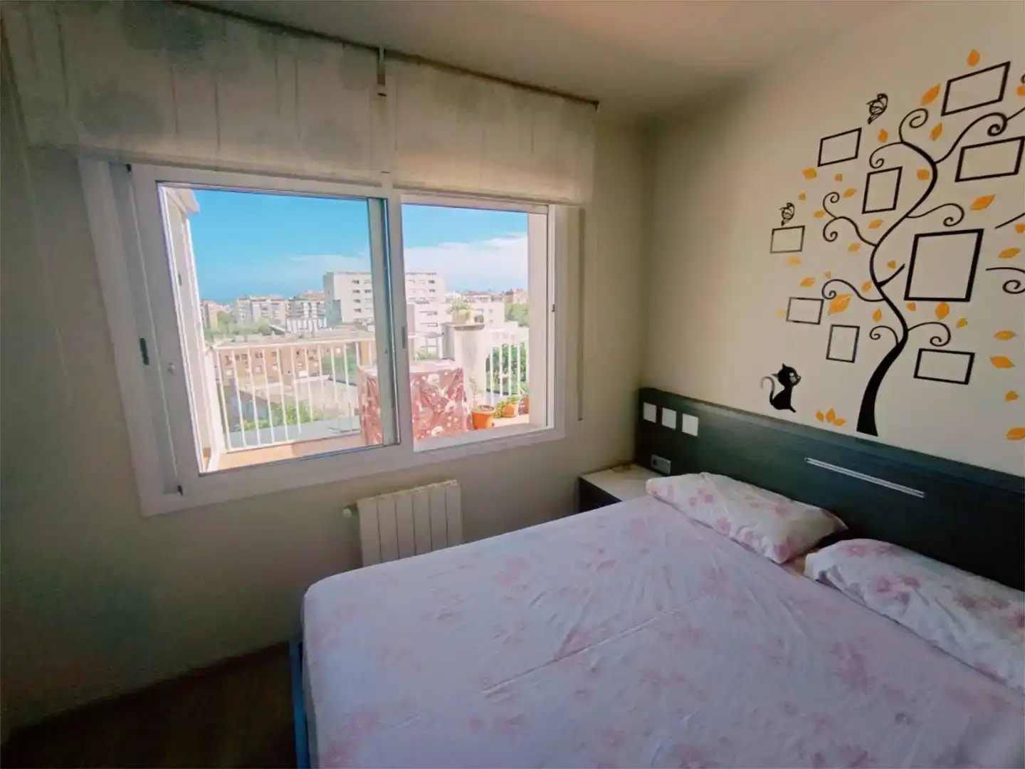 Schlafzimmer von Wohnung zur Miete in Barcelona mit Klimaanlage, Parkett und Möbliert