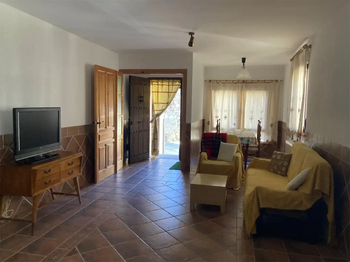Sala d'estar de Casa adosada en venda en Lagunilla, Salamanca