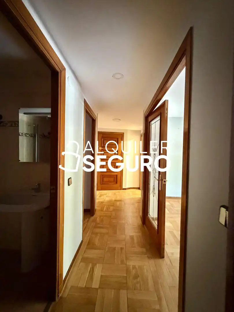 Flat for rent in Majadahonda  with Air Conditioner, Heating and Storage room