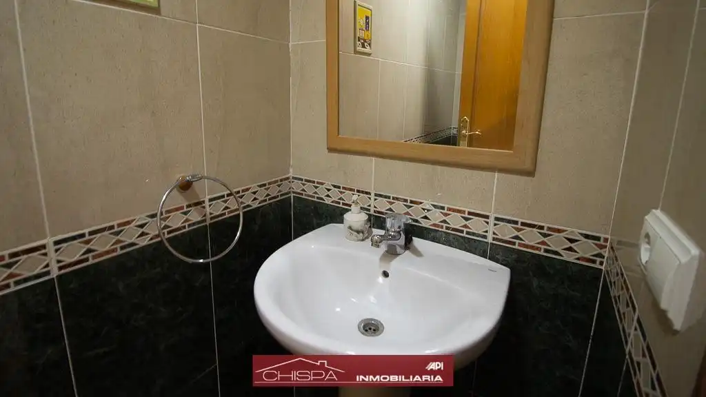 Badezimmer von Einfamilien-Reihenhaus zur Miete in Náquera mit Heizung, Privatgarten und Terrasse