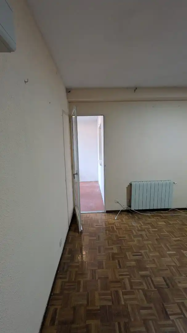 Piso en venta en Madrid con Calefacción y Terraza