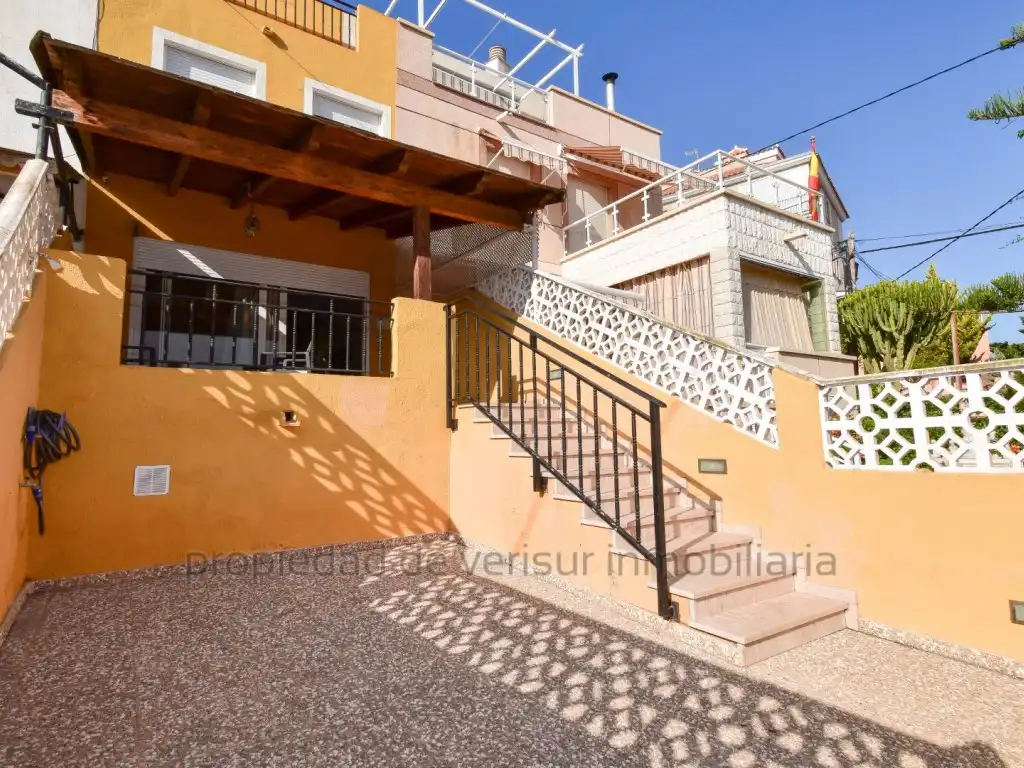 Exterior view of Duplexes for rent in Águilas  with Air Conditioner