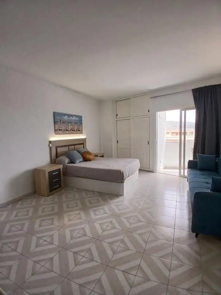 Habitación de Estudio de alquiler en Arona