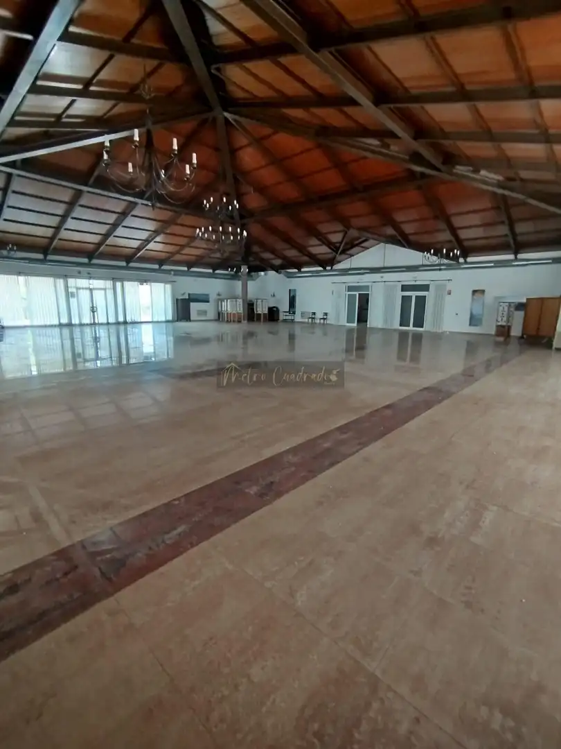 Local comercial en venda a Sur, imagen 3