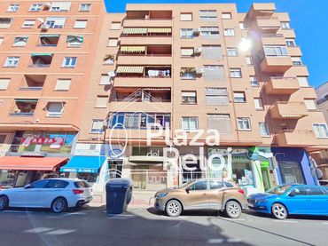 Gewerbefläche zum Verkauf in Avenida de Pío XII