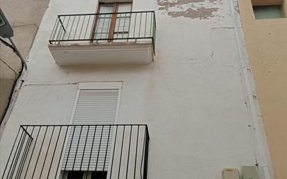 Vista exterior de Pis en venda en Tàrrega amb Balcó