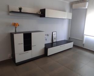 Living room of Flat for sale in Santa Coloma de Gramenet  with Air Conditioner