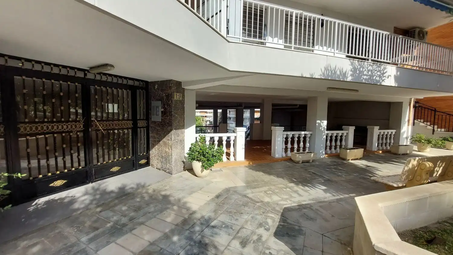 Piso en venta en Alicante / Alacant con Aire acondicionado, Calefacción y Jardín privado