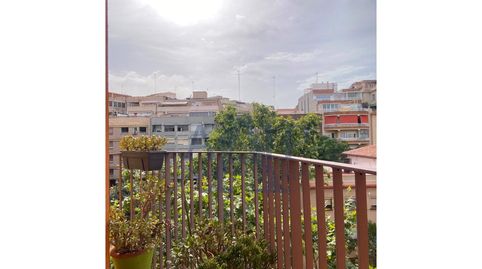 Foto 3 de Piso en venta en Navas, Barcelona Capital