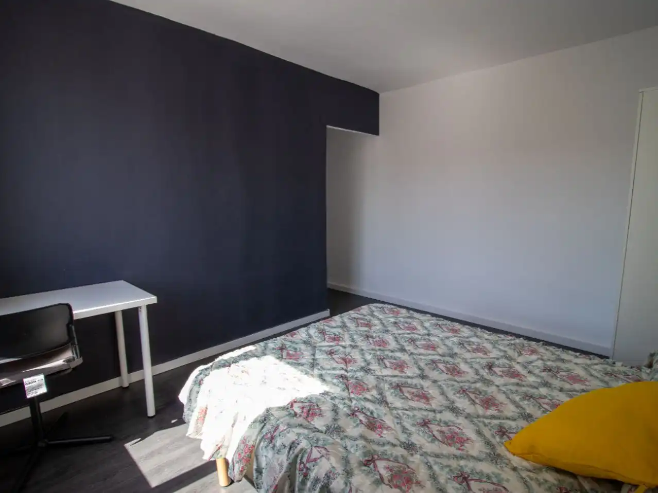 Schlafzimmer von Wohnung zur Miete in Camins al Grau