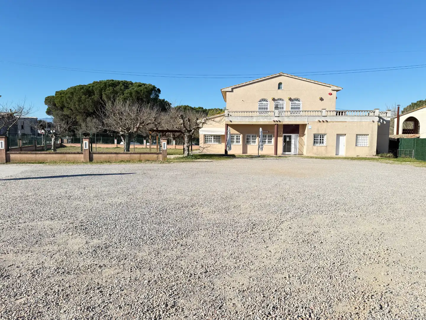Vista exterior de Local de lloguer en Riudellots de la Selva amb Aire condicionat, Calefacció i Terrassa