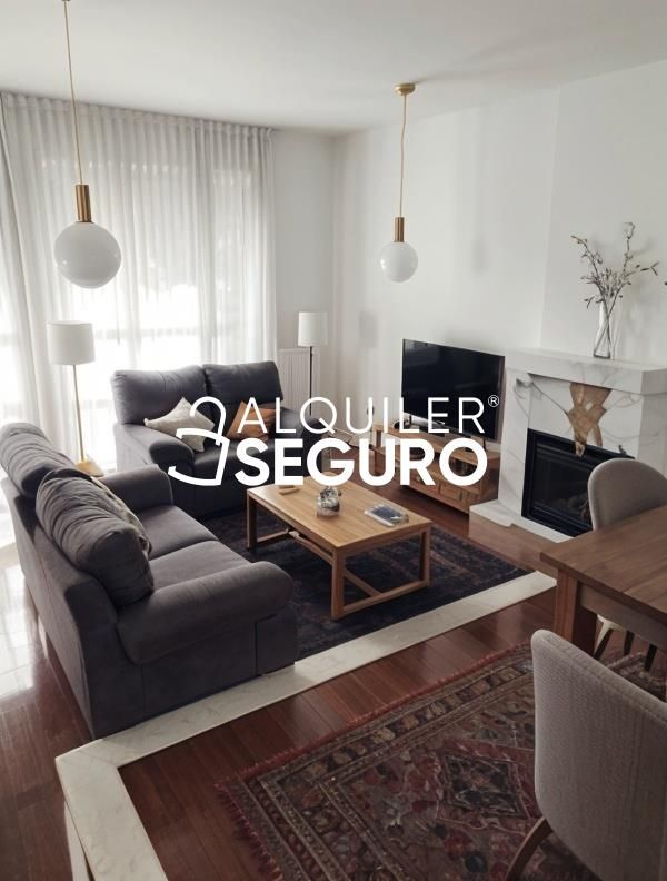 Sala d'estar de Casa o xalet de lloguer en Soria Capital  amb Calefacció, Terrassa i Moblat