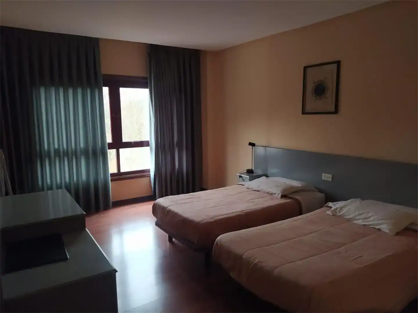 Schlafzimmer von Geschaftsraum zur Miete in O Carballiño   mit Klimaanlage und Möbliert