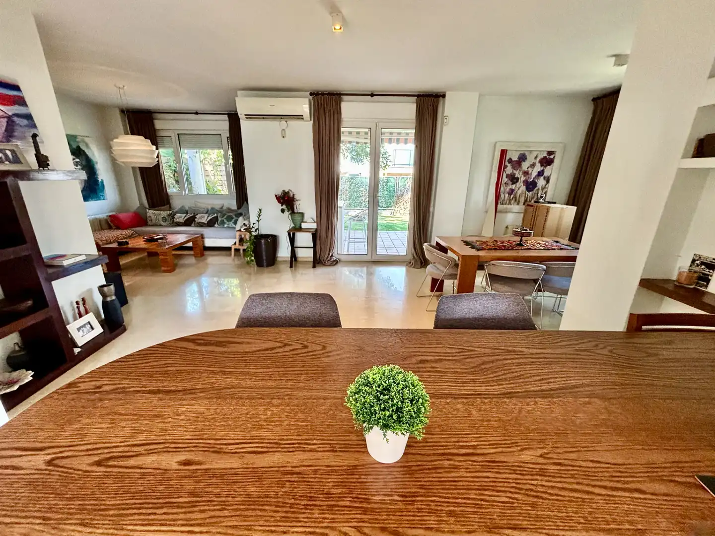 Comedor de Casa adosada en venta en Sant Joan d'Alacant con Aire acondicionado, Calefacción y Jardín privado