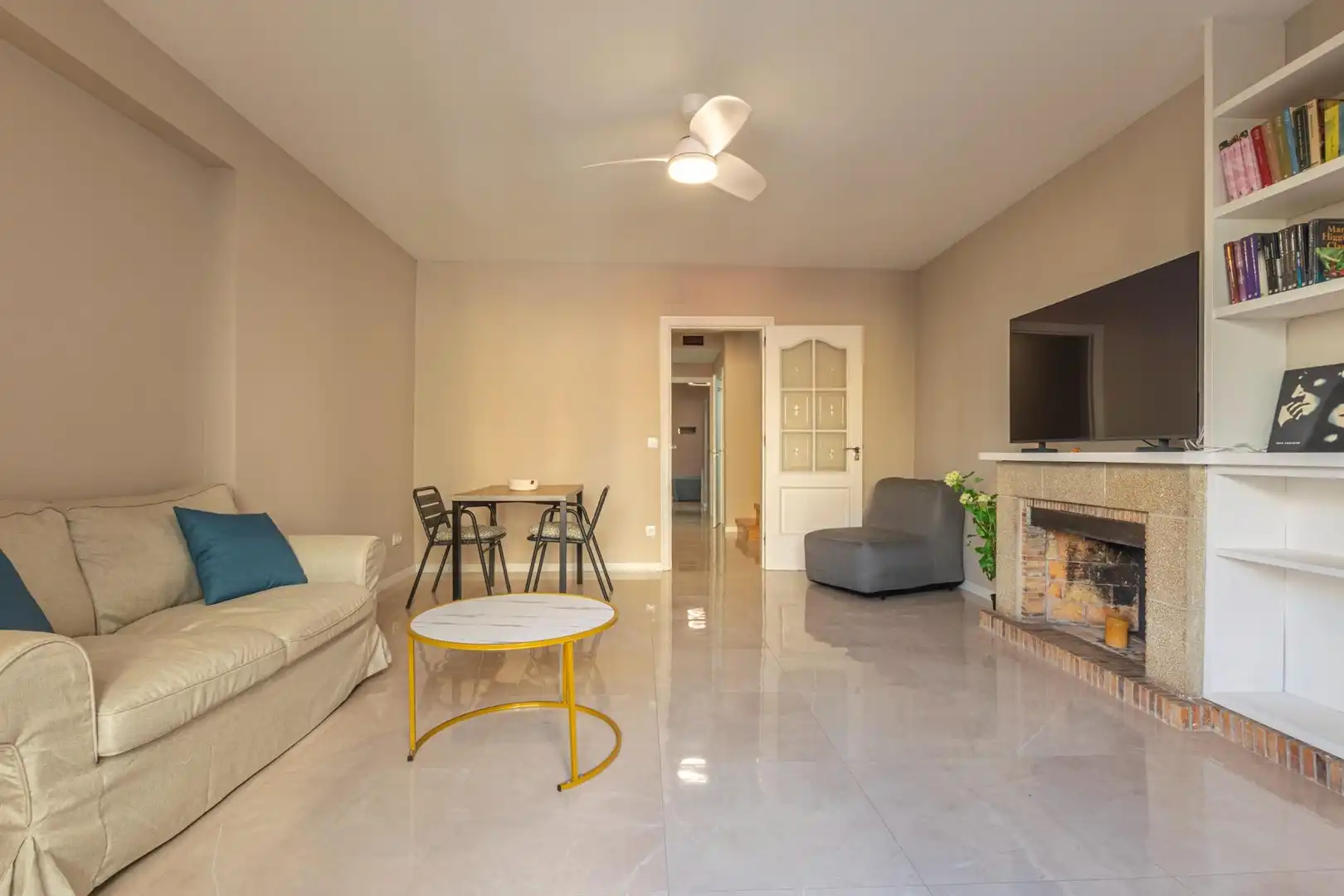 Maisonette mit Terrasse zum Verkauf in Plaça Indústria 3, imagen 4
