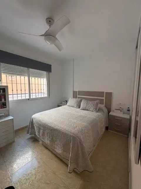 Habitación de Dúplex en venta en San Pedro del Pinatar con Aire acondicionado, Calefacción y Terraza