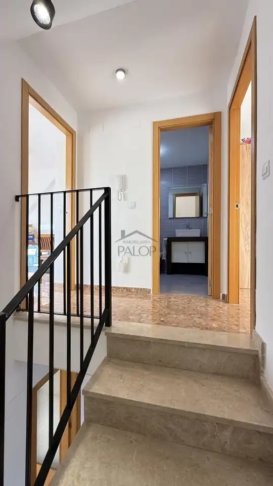 Maisonette zum Verkauf in La Pobla Llarga mit Klimaanlage und Terrasse