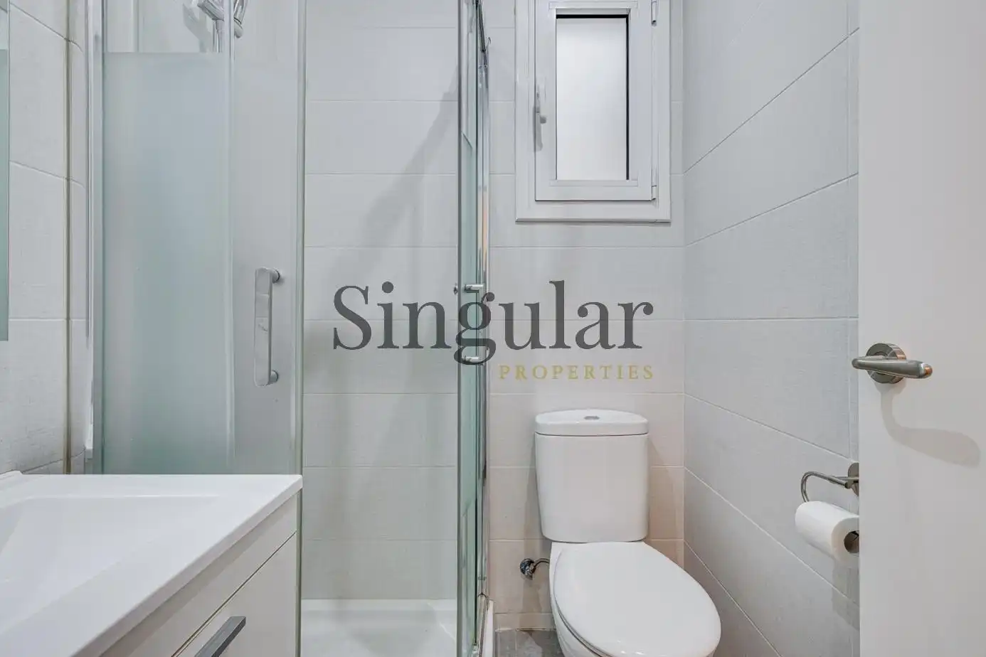 Habitación de Piso en venta en Barcelona con Aire acondicionado y Calefacción