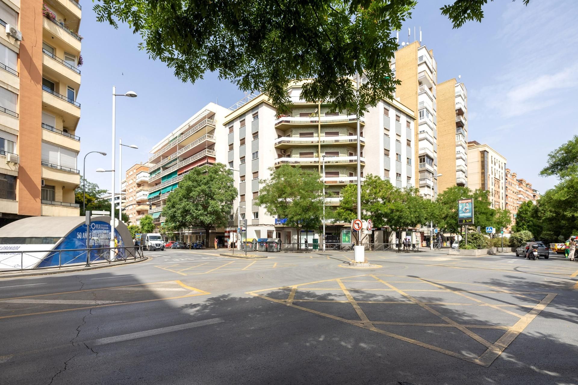 Exterior view of Flat for sale in  Granada Capital  with Heating, Terrace and Balcony