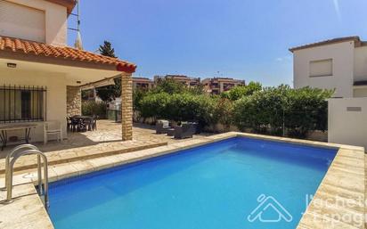 Piscina de Casa o xalet en venda en Vinaròs amb Terrassa i Piscina