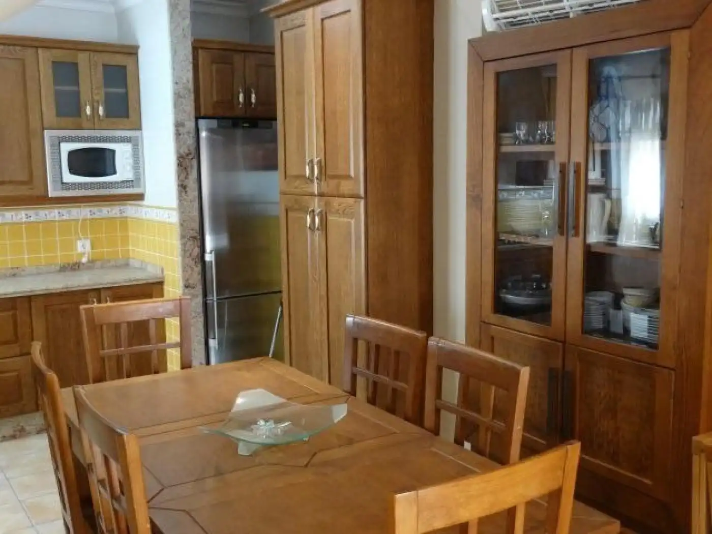 Cuina de Casa o xalet en venda en Villanueva del Rosario amb Aire condicionat, Terrassa i Moblat
