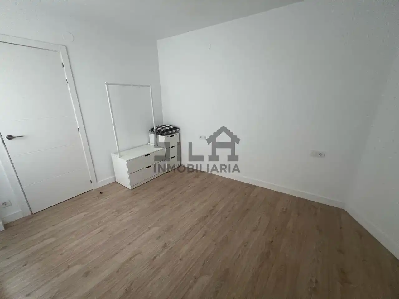 Bedroom of Flat for rent in Ourense Capital   with Heating, Furnished and Balcony