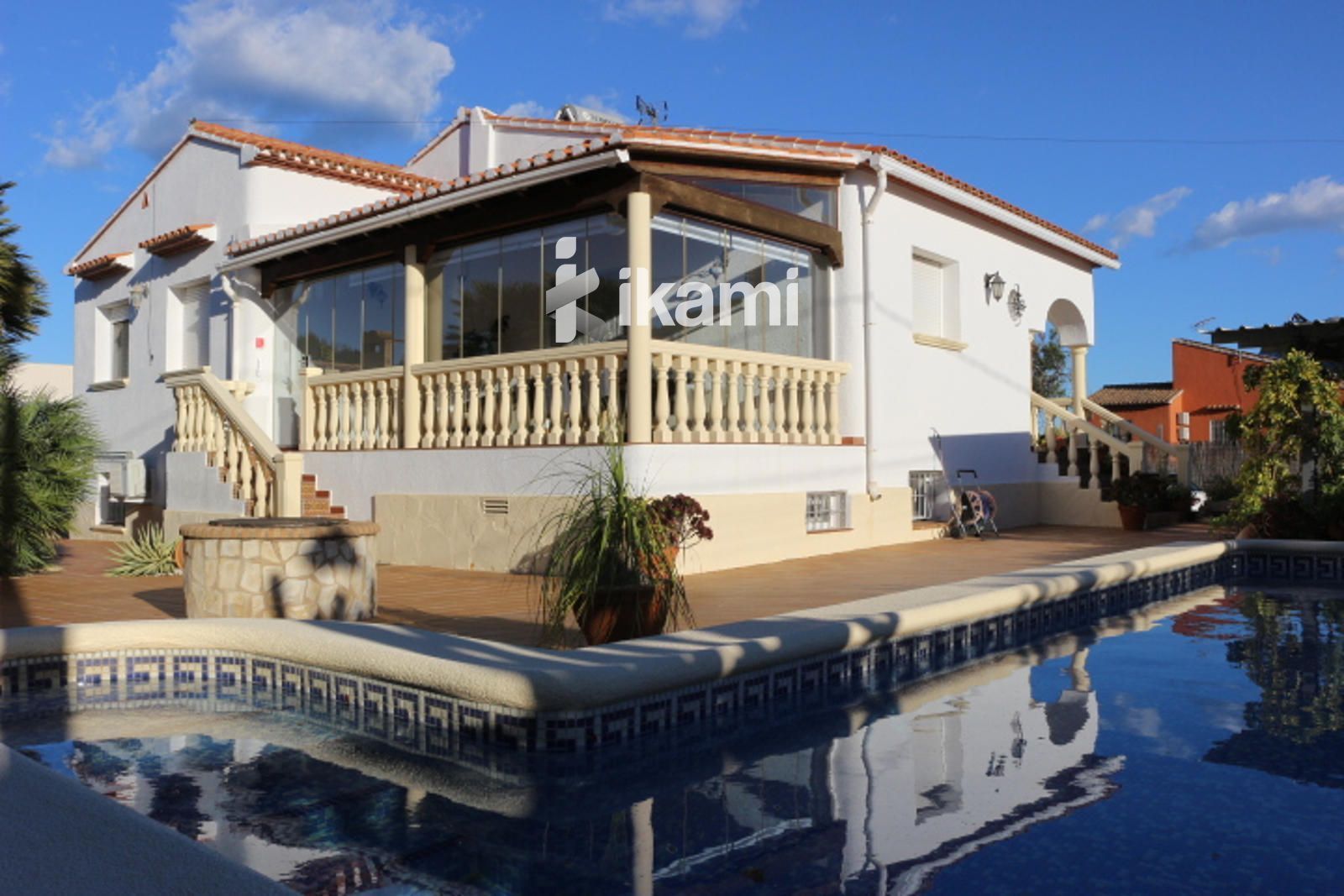 Vista exterior de Casa o xalet en venda en Dénia amb Aire condicionat, Calefacció i Terrassa