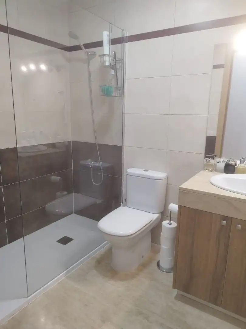 Baño de Piso en venta en Rubí con Calefacción, Terraza y Horno
