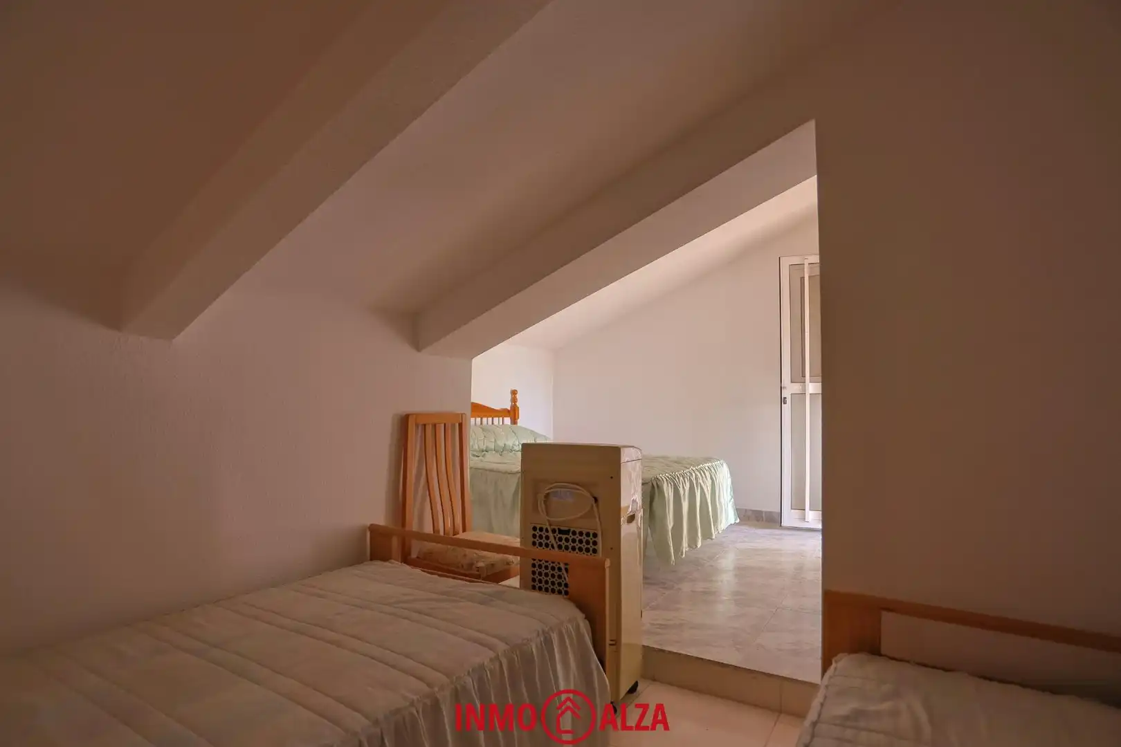 Schlafzimmer von Einfamilien-Reihenhaus zum Verkauf in Los Alcázares mit Privatgarten, Terrasse und Abstellraum