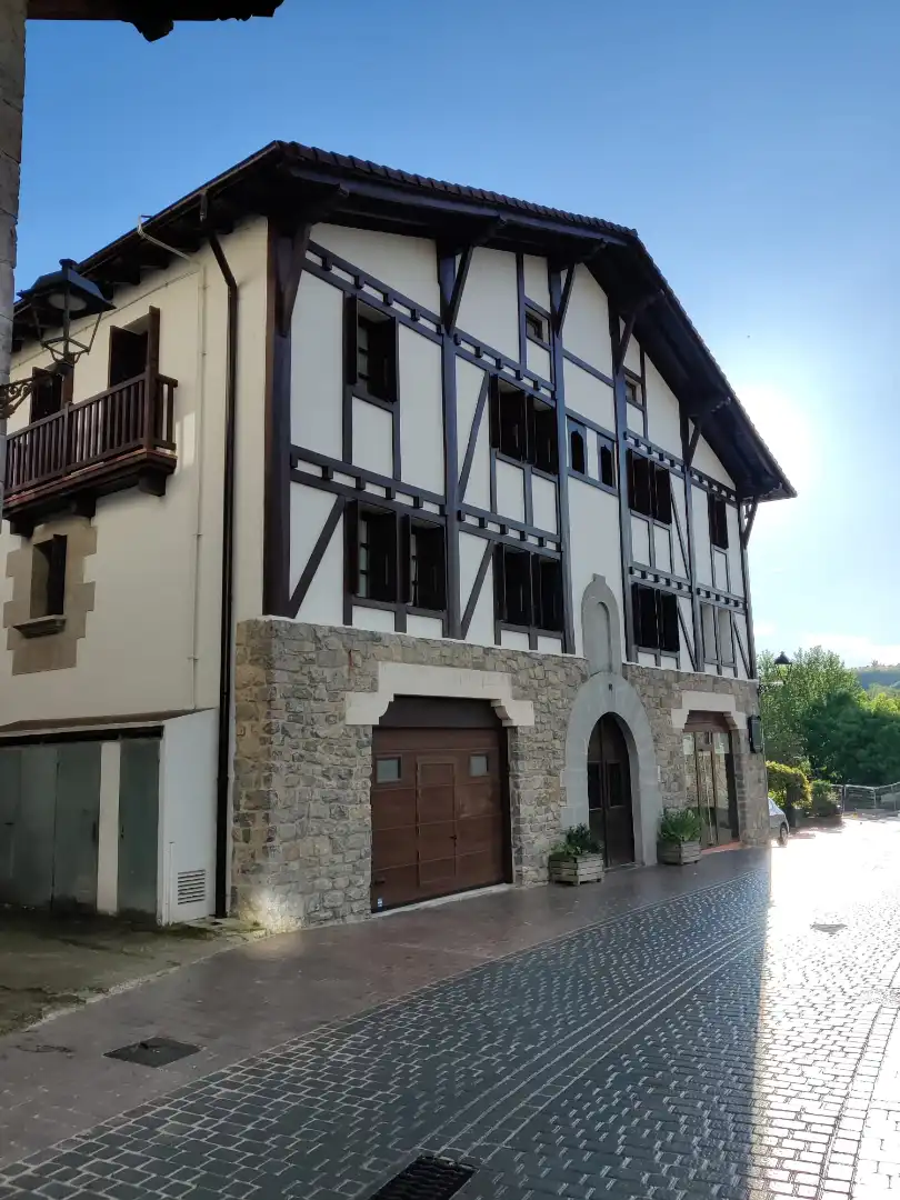 Vista exterior de Piso de alquiler en Lekunberri con Amueblado y Balcón