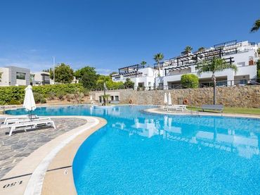 House with pool for sale in Las Chapas - El Rosario