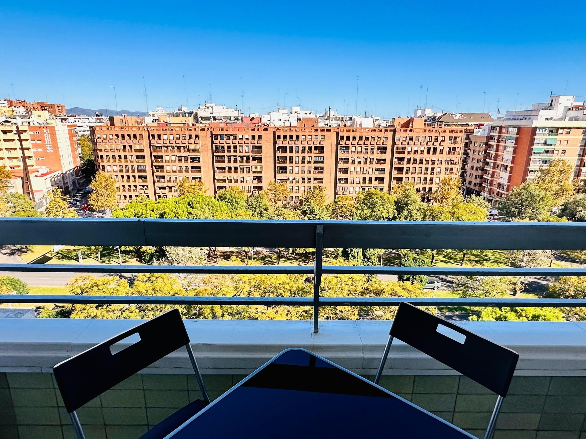 Flat to rent in Avenida BLASCO IBAÑEZ, L'Amistat