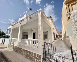 Exterior view of Single-family semi-detached to rent in Pilar de la Horadada  with Private garden, Terrace and Storage room