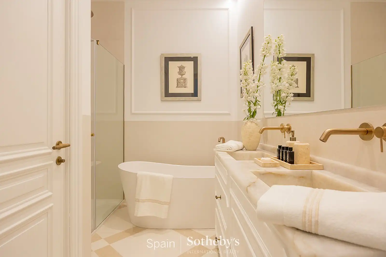 Baño de Apartamento en venta en Madrid con Aire acondicionado, Calefacción y Terraza