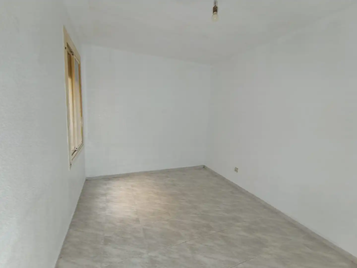 Piso en venta en C/ Nuria, Zona Alta