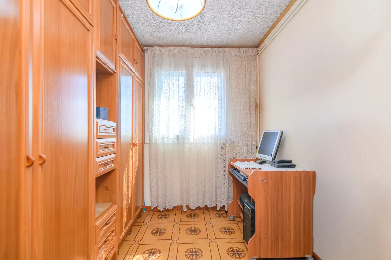 Bedroom of Flat for sale in Cornellà de Llobregat  with Air Conditioner, Heating and Storage room
