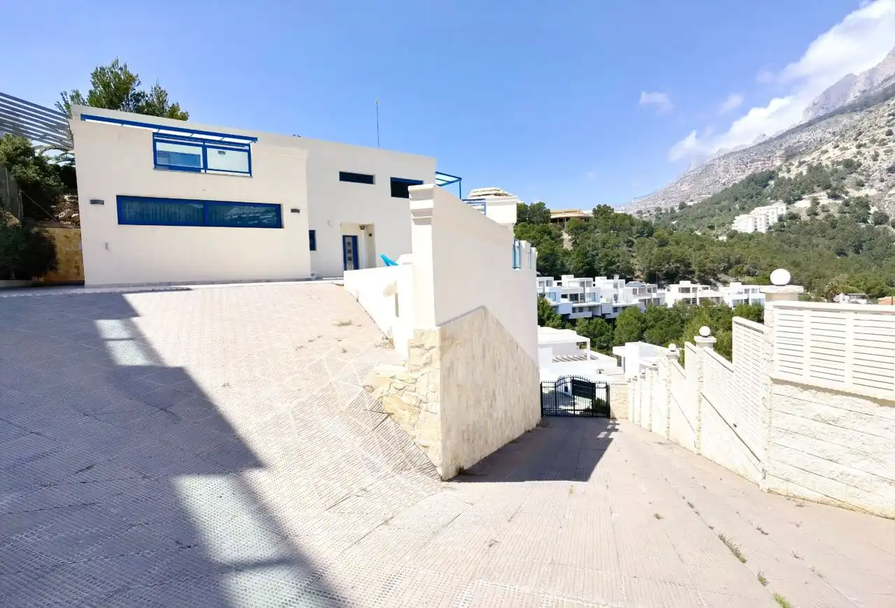 Vista exterior de Casa o chalet en venta en Altea con Aire acondicionado, Calefacción y Jardín privado
