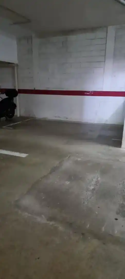 Garage zur Miete in Quart