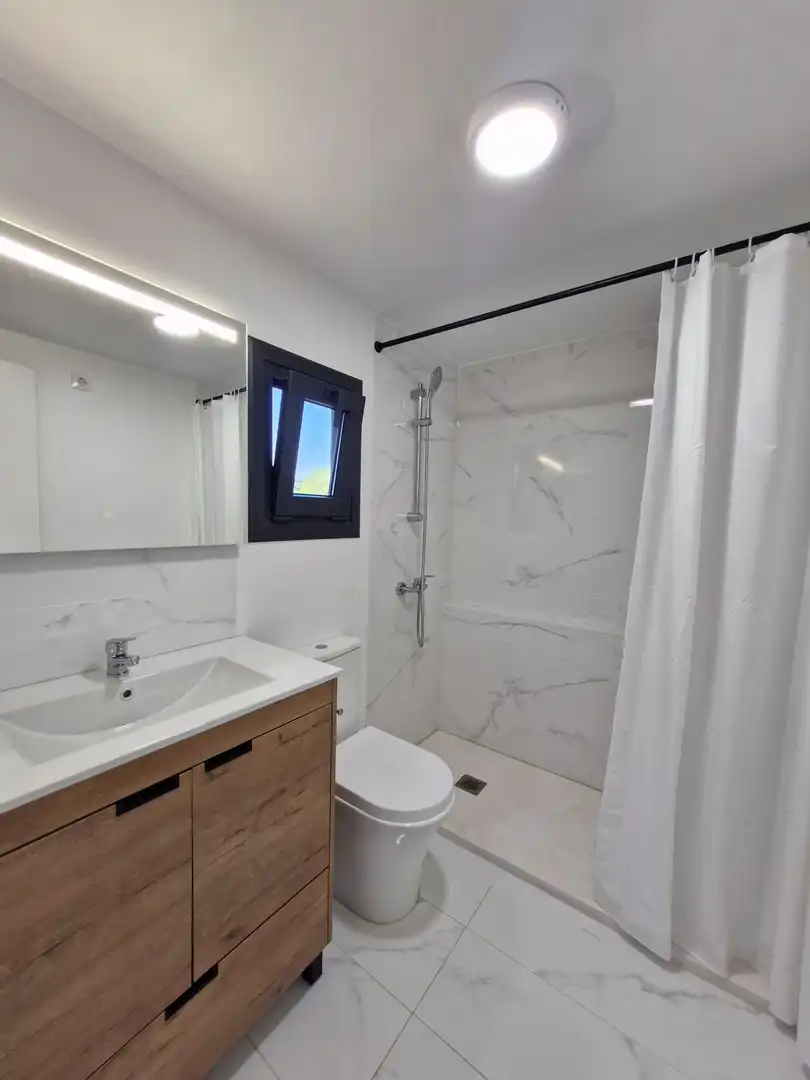 Baño de Casa o chalet en venta en Almoster con Terraza y Trastero