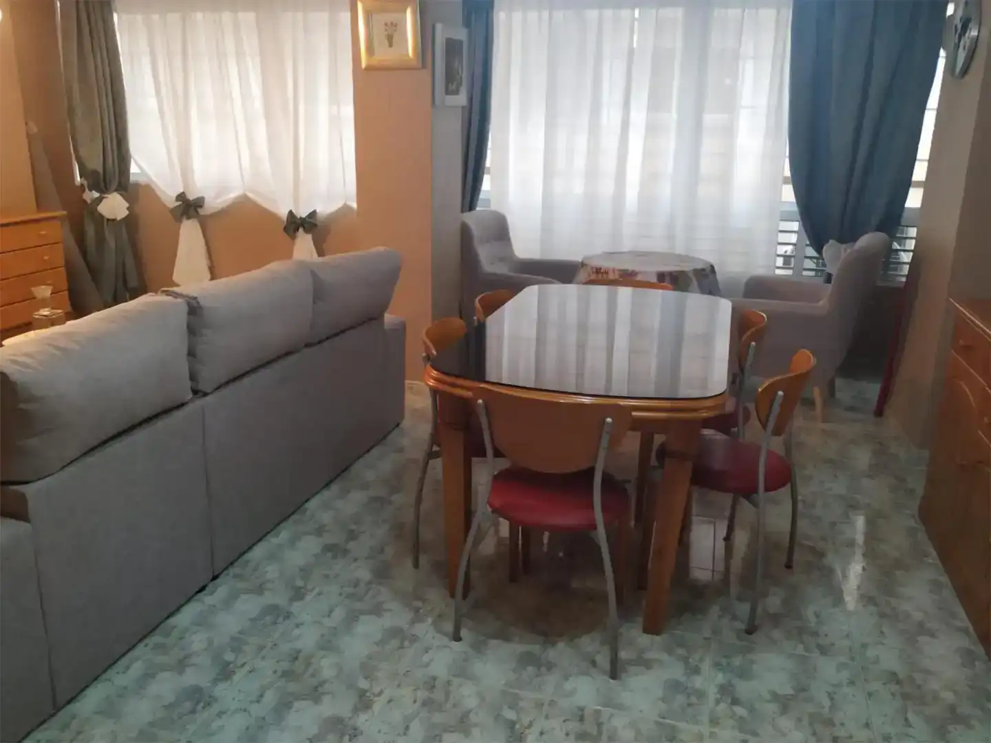 Fotografía del inmueble reportado: 250 €/mes — Almería, Almería