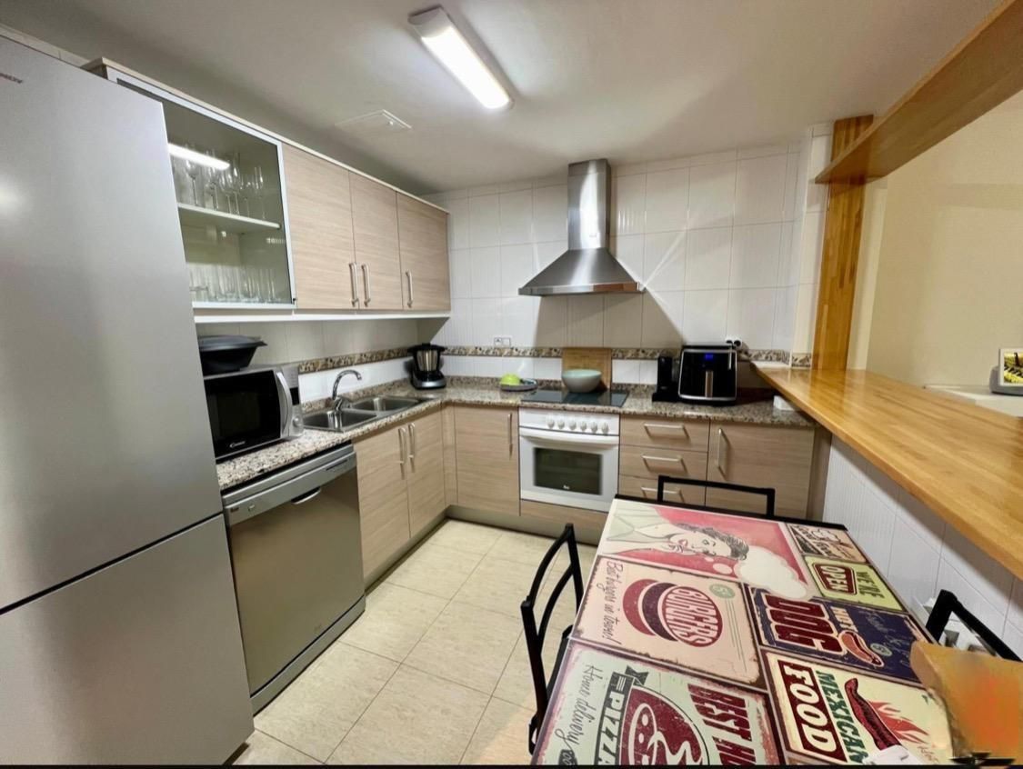 Casa adosada en venta en Carrer TOMOVI