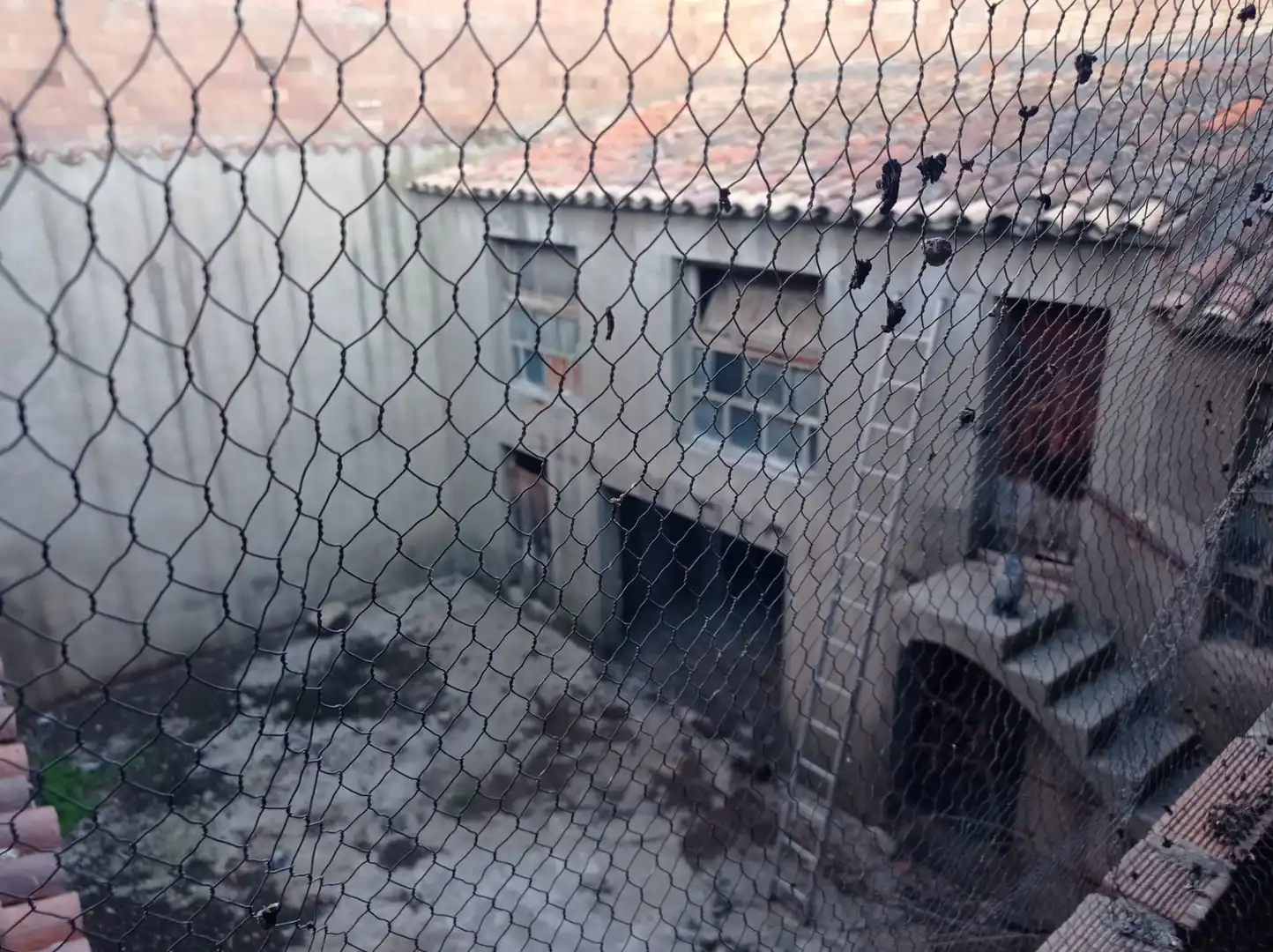 Casa rústica amb terrassa en venda a Monzón, imagen 7