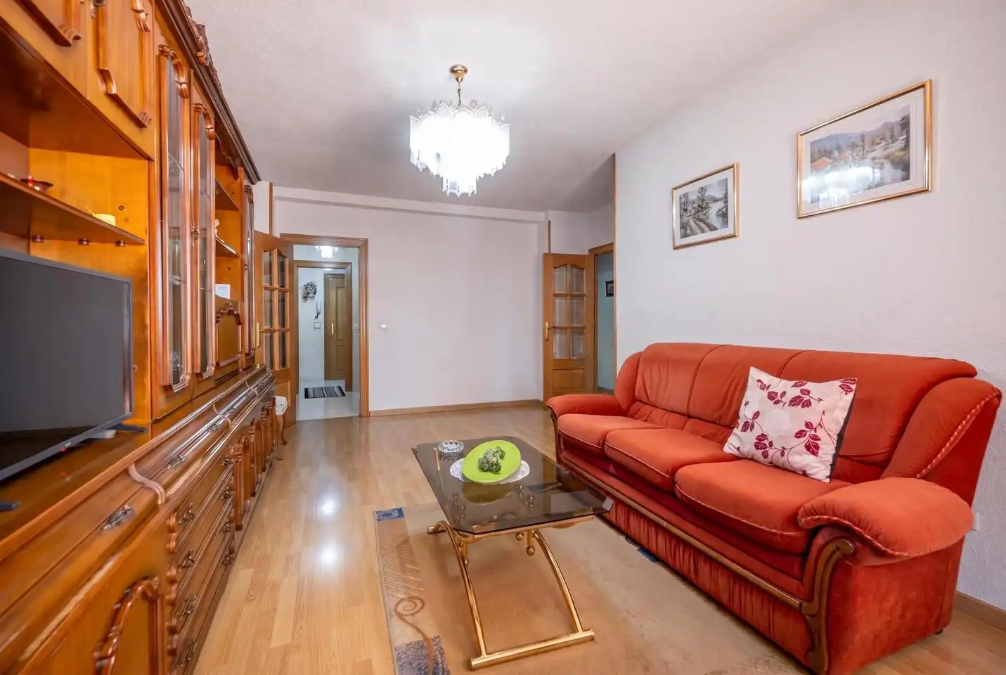 Sala d'estar de Pis en venda en Ávila amb Calefacció, Parquet i Terrassa