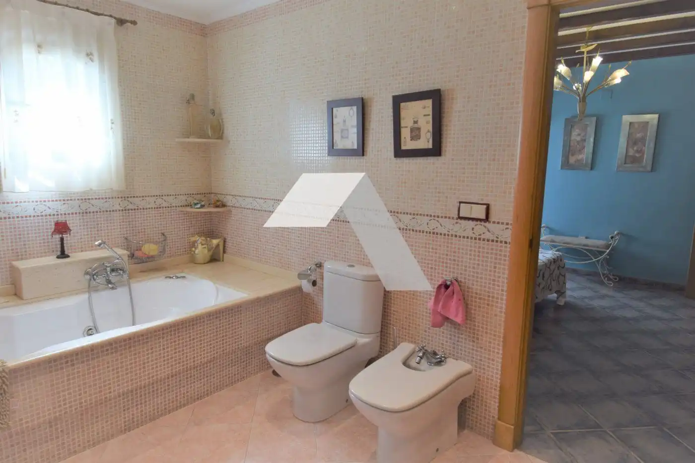 Houses for sale in Villamontes - Boqueres