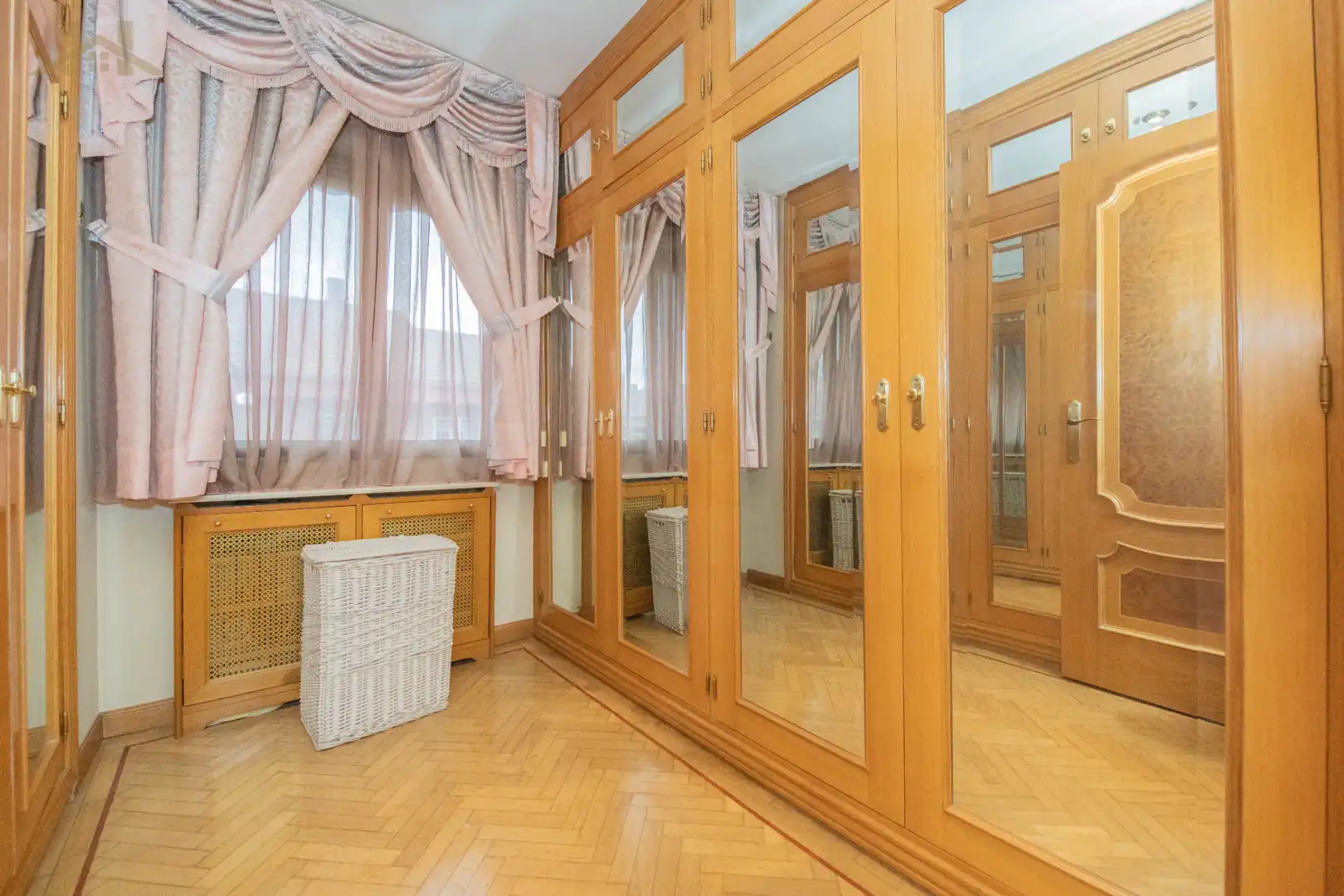 Bedroom of Houses for sale in Móstoles  with Air Conditioner, Heating and Private garden