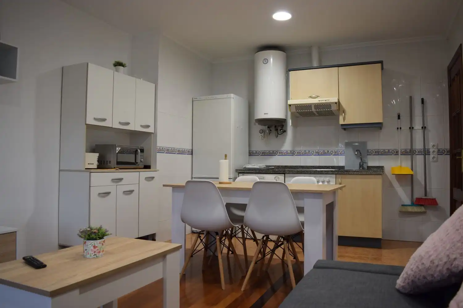 Kitchen of Flat for sale in El Franco 