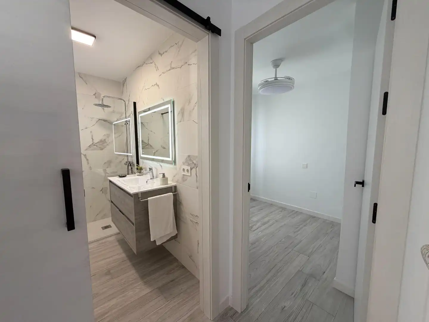 Casa adosada en venta en San Juan de los Terreros