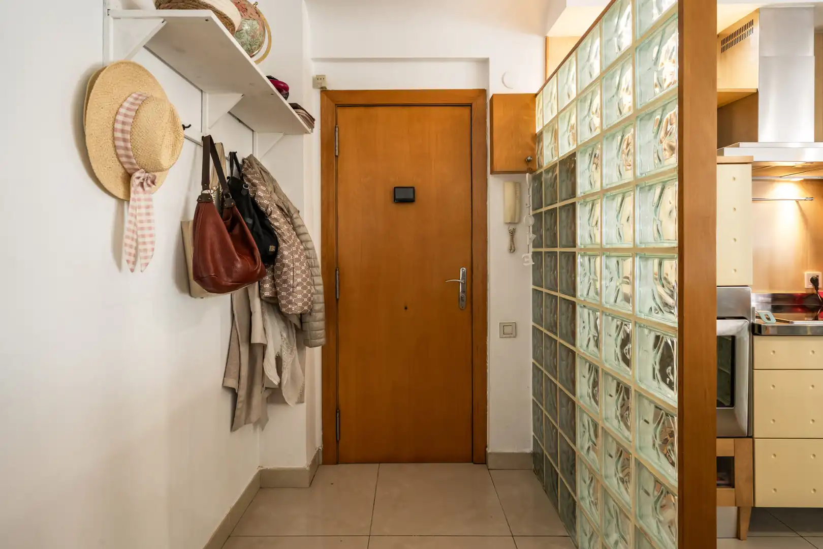 Piso en venta en Rubí con Calefacción, Terraza y Trastero